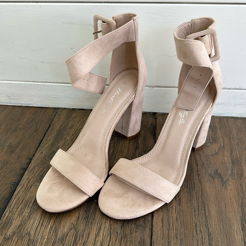 Herstyle Women’s Heels Size 9